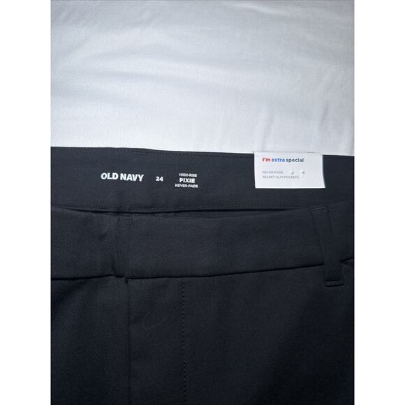 Old Navy High Rise Pixie Pants Womens Plus Size 24 Black Never Fade Trouser NWT - Picture 3 of 14